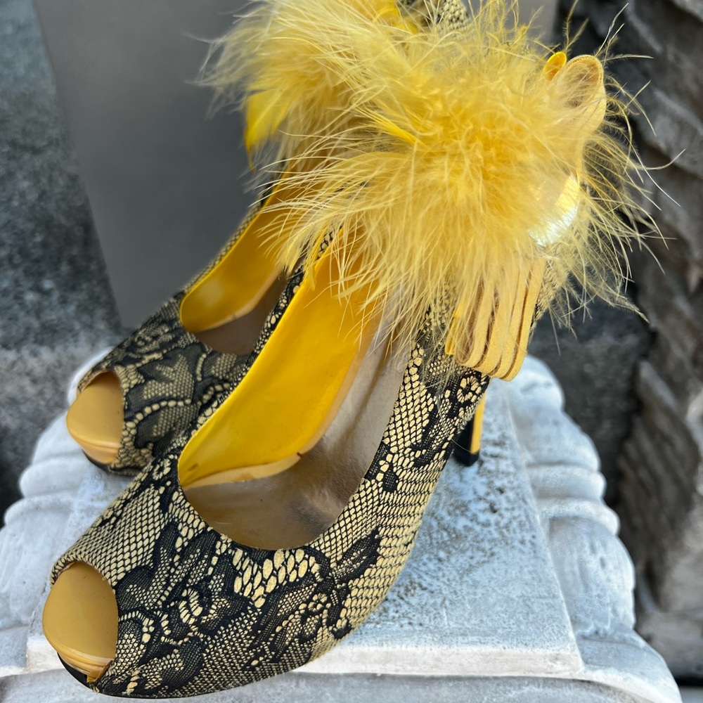 Elegant Lace Peep-Toe Heels with Feather Detail